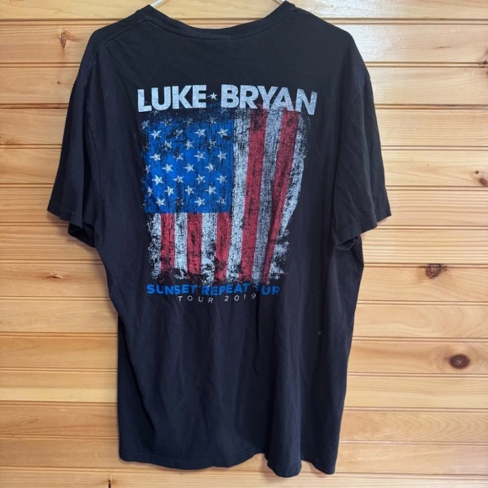 Luke Bryan Sunset Repeat Tour 2019 District Black and Blue Tour T-Shirt XL